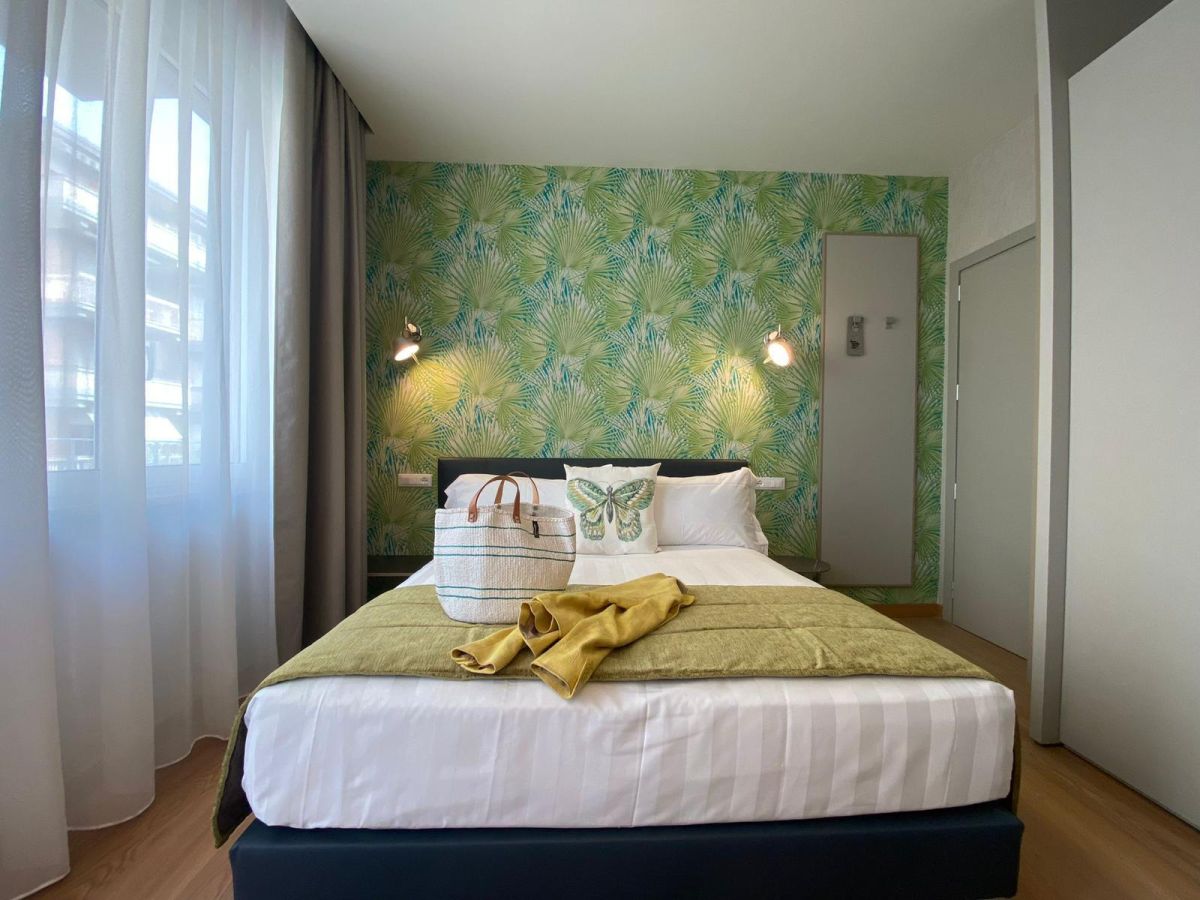 Camera Superior con Balcone Vista Mare Lido di Camaiore (Toscana)